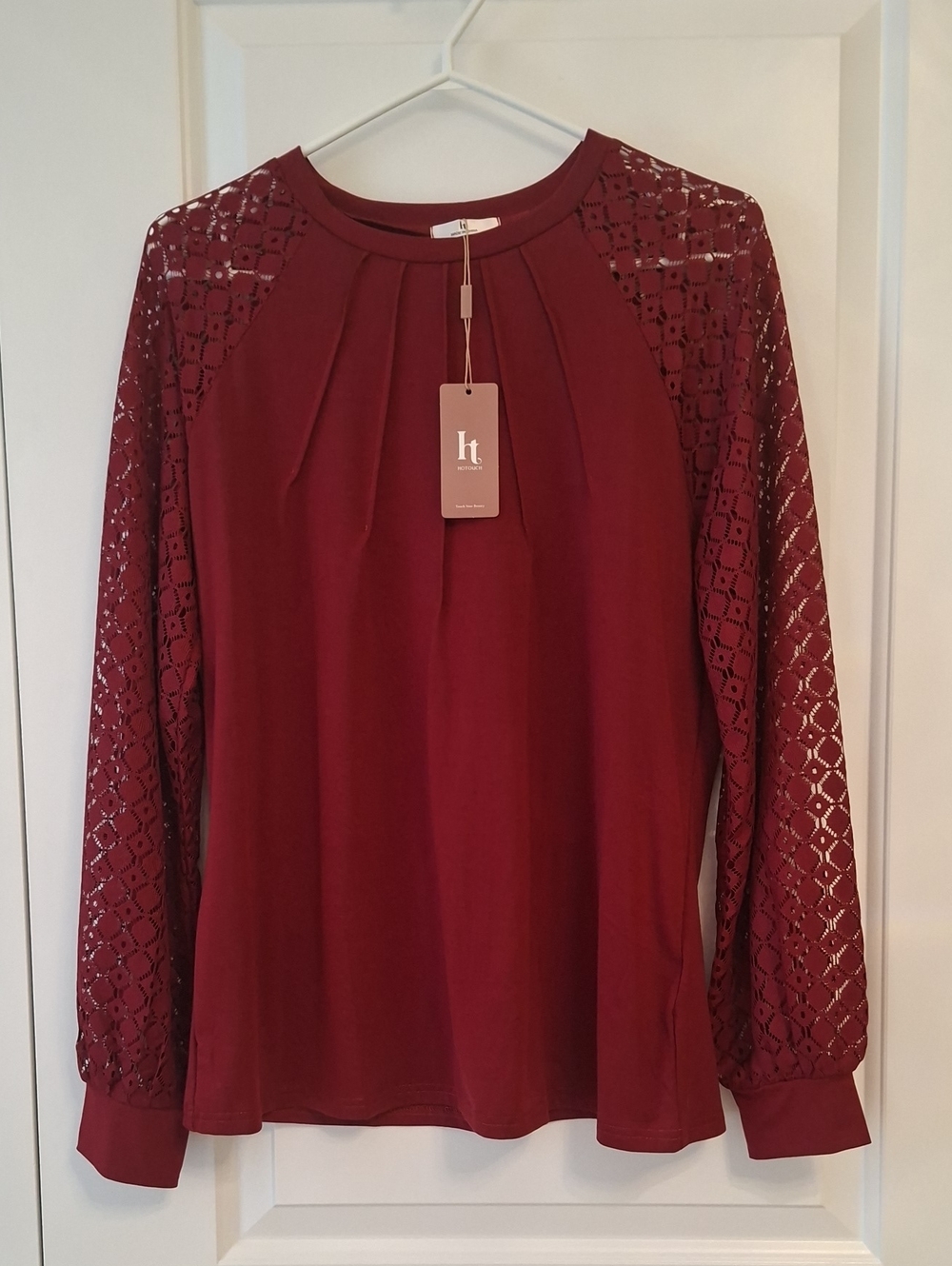 Burgundy Lace-Sleeve Women’s Top size Large Spandex